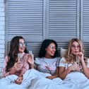 Galentine’s Day Drinks: The perfect night in with the girls including champagne, cocktails and non alcoholic