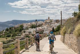 Brits could face €200 fine for wearing this item while cycling in Spain (Getty Images)