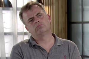 Simon Gregson