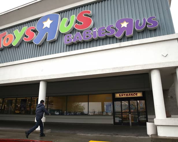 Toys R Us has announced it is returning to the UK highstreet with one store opening in just a couple of weeks time 