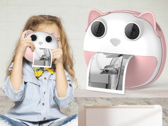 HelloBabyInc instant print camera. Photo: HelloBabyInc