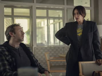 Chris O'Dowd and Rashida Jones in Black Mirror 'Common People'