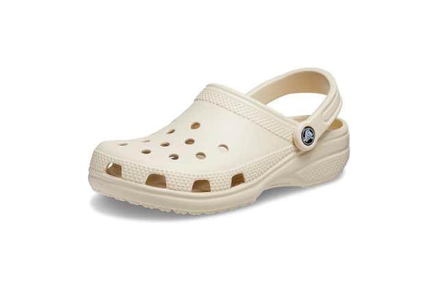 Amazon Crocs Unisex Classic Clog £26.10