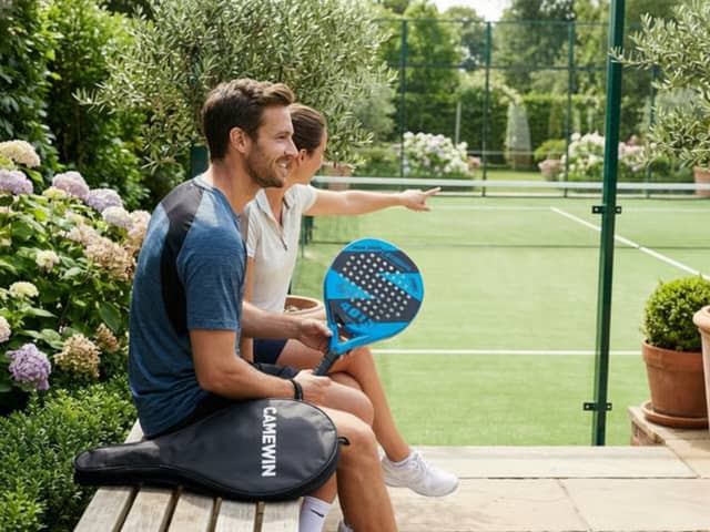 Carbon fibre padel racket drops by 50% in Wowcher sports deal (aff)