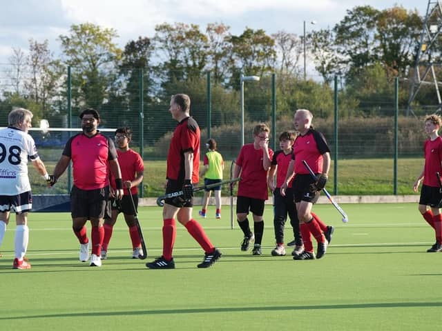 Aylesbury Hockey's Mens Devs took on the league leaders on the weekend and came away with a well-fought draw.
