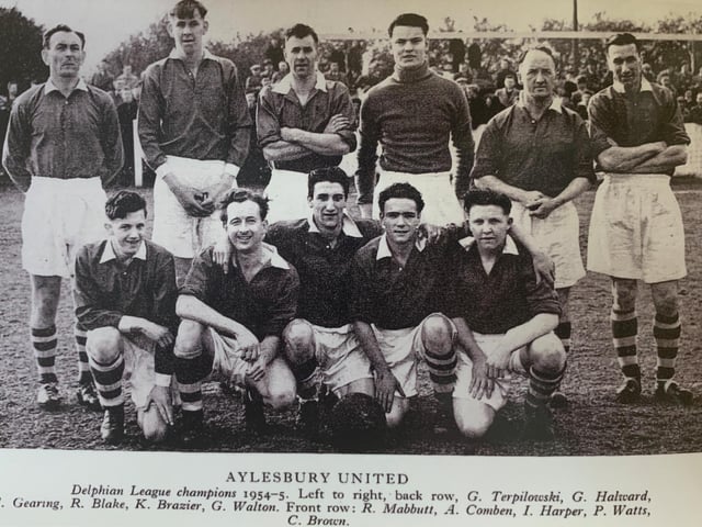 Aylesbury United squad 1954