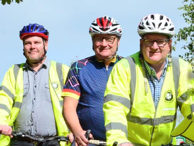 Paul Irwin, Clive Harriss, Mark Shaw on bikes