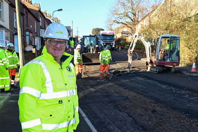 Mark Shaw, Deputy Leader and Transport Cabinet Member visits a road resurfacing project in Chesham
