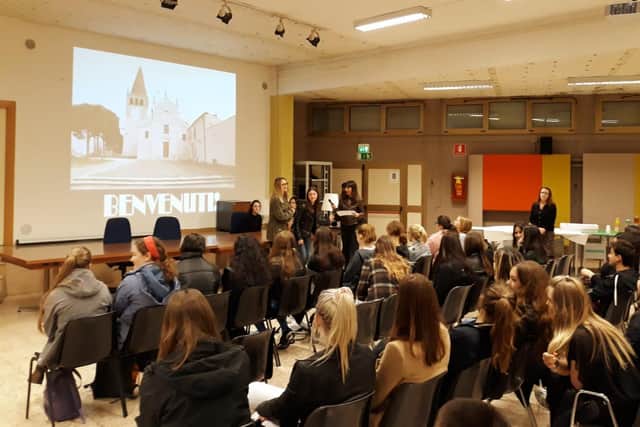 Student welcoming presentation in Italy