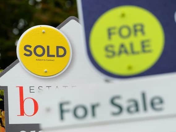 House prices increased slightly in Aylesbury Vale in June, new figures show.