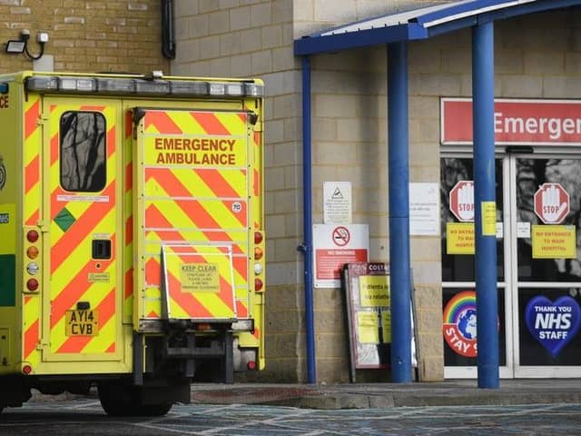 Almost a dozen A&E patients waited over 30 minutes before entering Buckinghamshire Healthcare Trust after arriving in ambulances last week, new figures reveal.