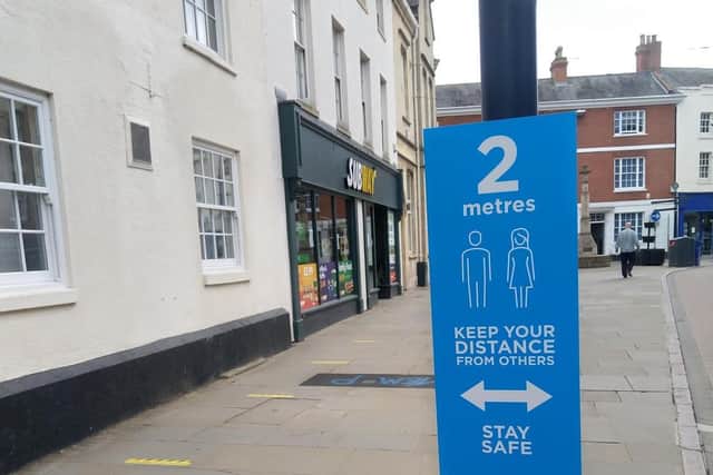 file image - social distancing signage