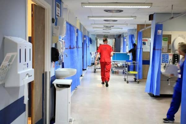 The number of Covid-19 patients hospitalised nationally has decreased by 15 per cent in the last four weeks