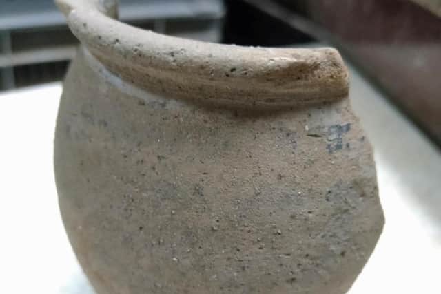 Roman ceramic drinking beaker