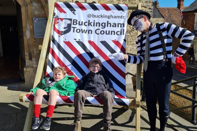 People queued to sit in the giant deckchair outside the Old Gaol