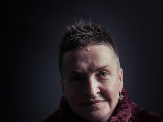 Catherine Fox photo by Gary Hibbert