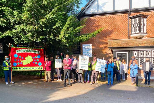 Tring Park Concerns Group support teacher strike over pension scheme