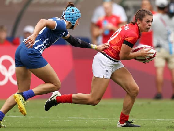 Helena Rowland playing for Great Britain in the Olympic rugby sevens against the ROC (Picture Dan Mullan / Getty Images)