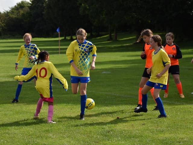 Dynamos girls playing Leighton Corinthians U13s