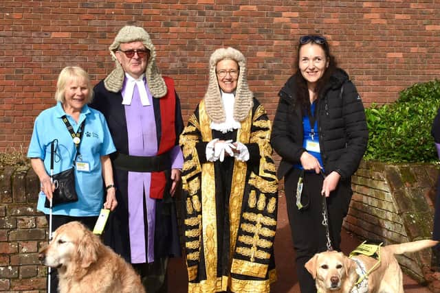 the judges and guide dog users
