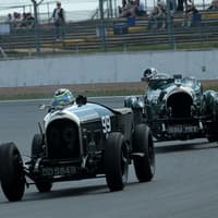 Fox claims victory at Silverstone
