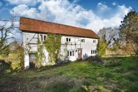 The house on the edge of Cublington