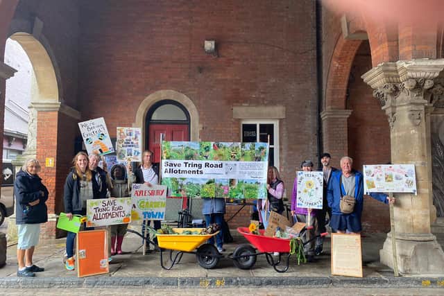 Tring Road Allotments members held a peaceful protest in Aylesbury town centre