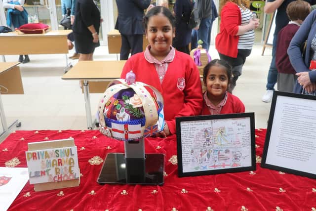 Children from Lent Rise School, Burnham, with their winning crown
