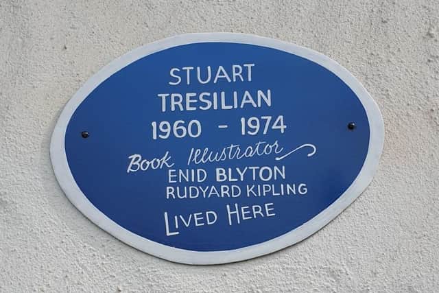 The plaque mounted in honour of artist Stuart Tresilian