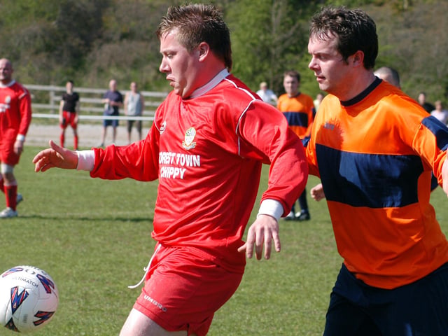 A competitive Sunday League cup final in 2007 between Portland Arms v Forest Town.