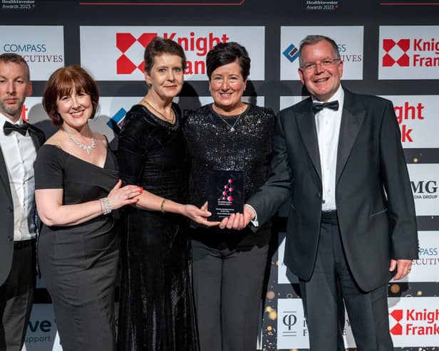 Leon Newth, Lisa Trybus, Karen Prins, Linda Hodges and Paul Manning collecting the award (photo from Telling Photography)