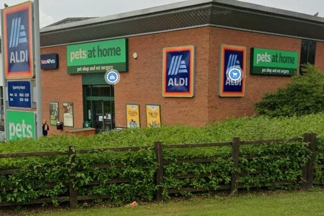 Aylesbury Vale shop set to become one of the first venues to stock fresh frozen cat food 
