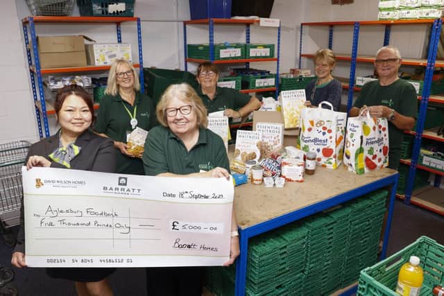 £5,000 to Aylesbury Foodbank from Barratt David Wilson Homes