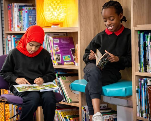 •	Schoolreaders is a national charity providing free one-to-one reading support in primary schools, helping children develop vital literacy skills to improve education, confidence, and life chances.