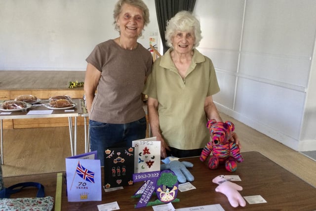 Stuffed toys and cards in the Handicraft classes