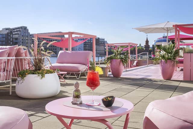 Terrace seats provide panoramic River Spree views (photo: Dominik von Winterfeld)