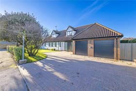 Willow Beck in Pebblemoor. Castles Estate Agents, Eaton Bray