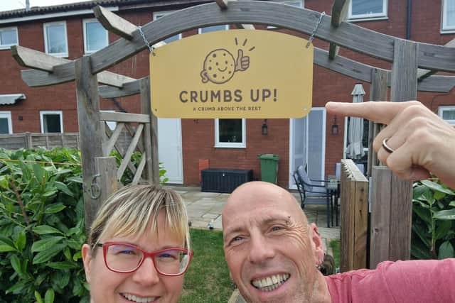 Julia Turner  Crumbs Up