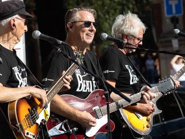 The Dung Beatles performing in Market Square. Photo: Jasmine Reed