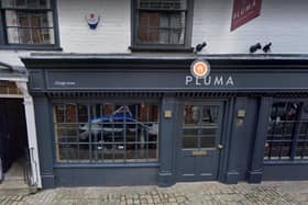Pluma in Amersham