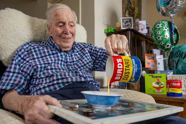 106 year old Leslie Lemon with his Birds Custard. Photo: James Linsell Clark / SWNS