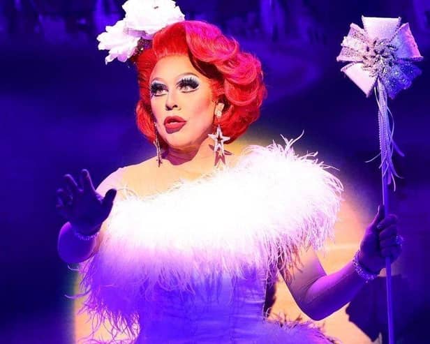La Voix performing at Aylesbury Waterside Theatre's 2021 pantomime