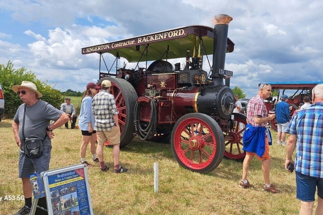 Marsworth Steam and Classic Vehicle Rally: Many full-size steam engines were in attendance.