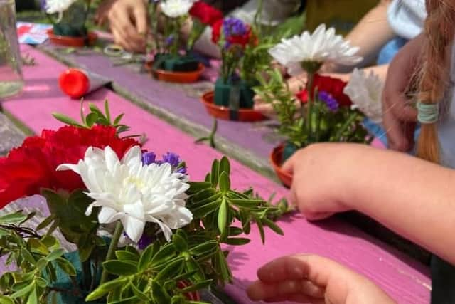 Making table decorations