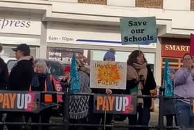 Protestors in Buckingham