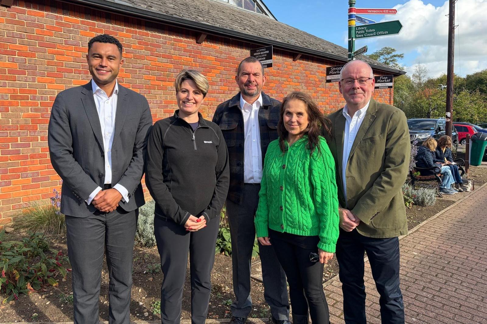 Flooding Minister visits Buckinghamshire town as government steps up draught and flood protection efforts