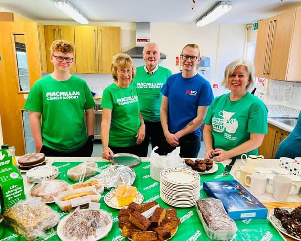 Metro Bank colleague volunteers for Macmillan