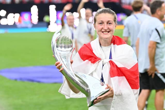 England striker Ellen White poses with the trophy after Sunday's Euro 2022 final. Photo: Getty.