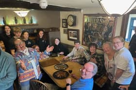 Timmy Mallett at The Bell in Chearsley