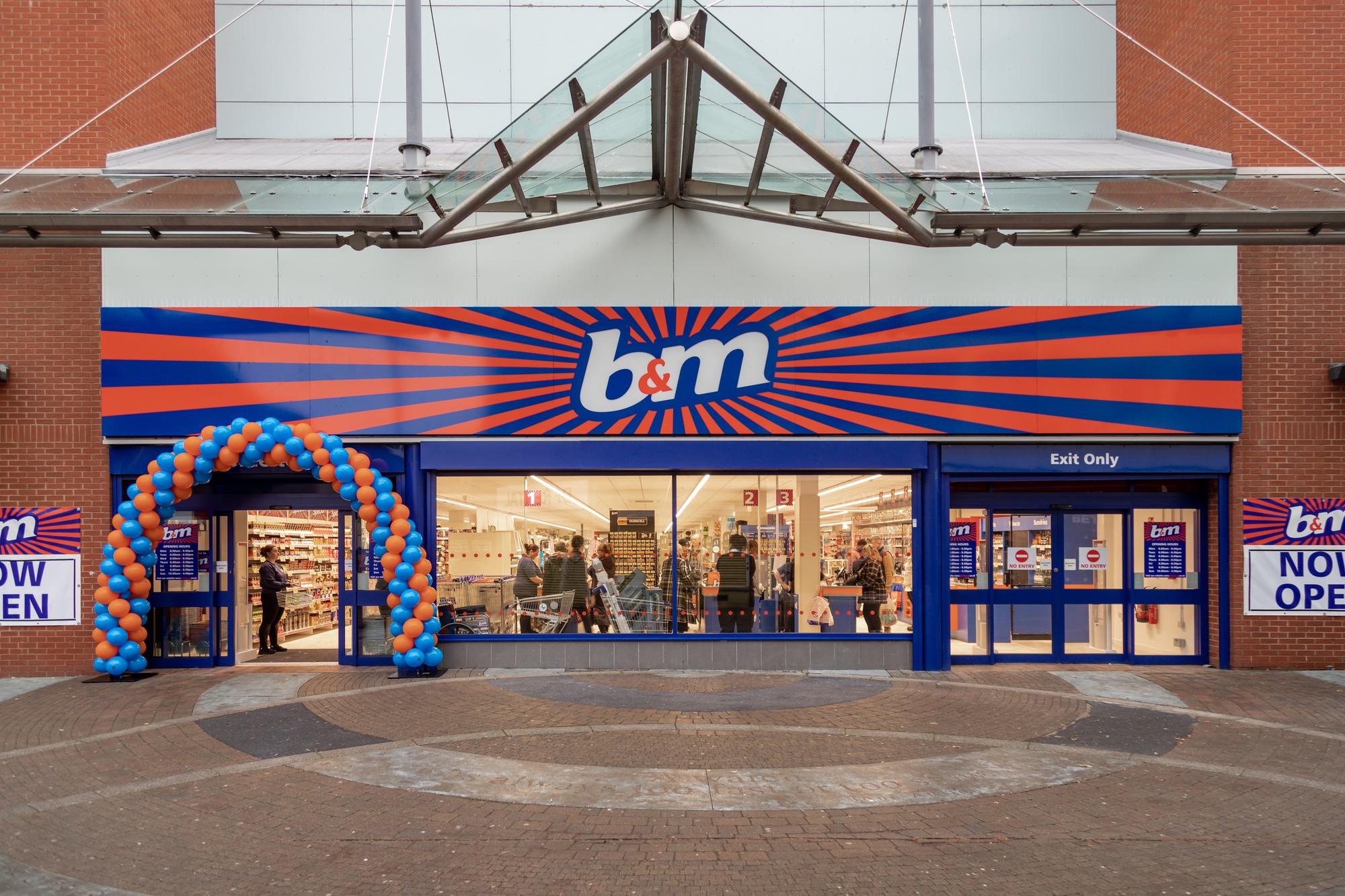 Retailer gains approval for large Aylesbury store at forgotten shopping